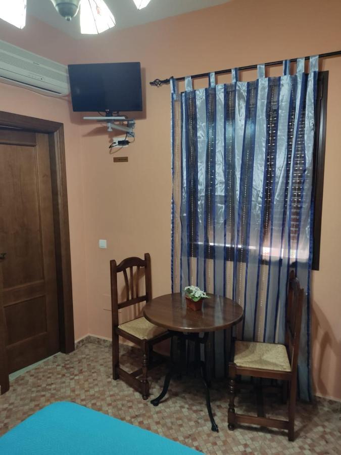 Hostal Monteolivos Картама Екстер'єр фото